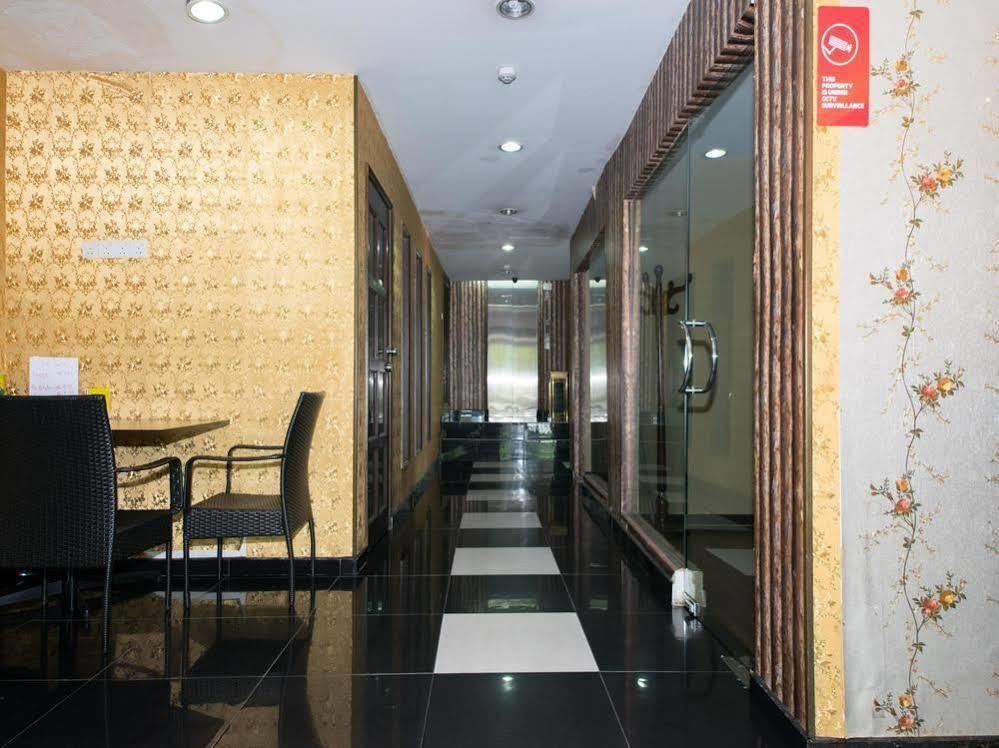 Oyo Rooms Maharajalela Monorail Station Kuala Lumpur Exterior foto